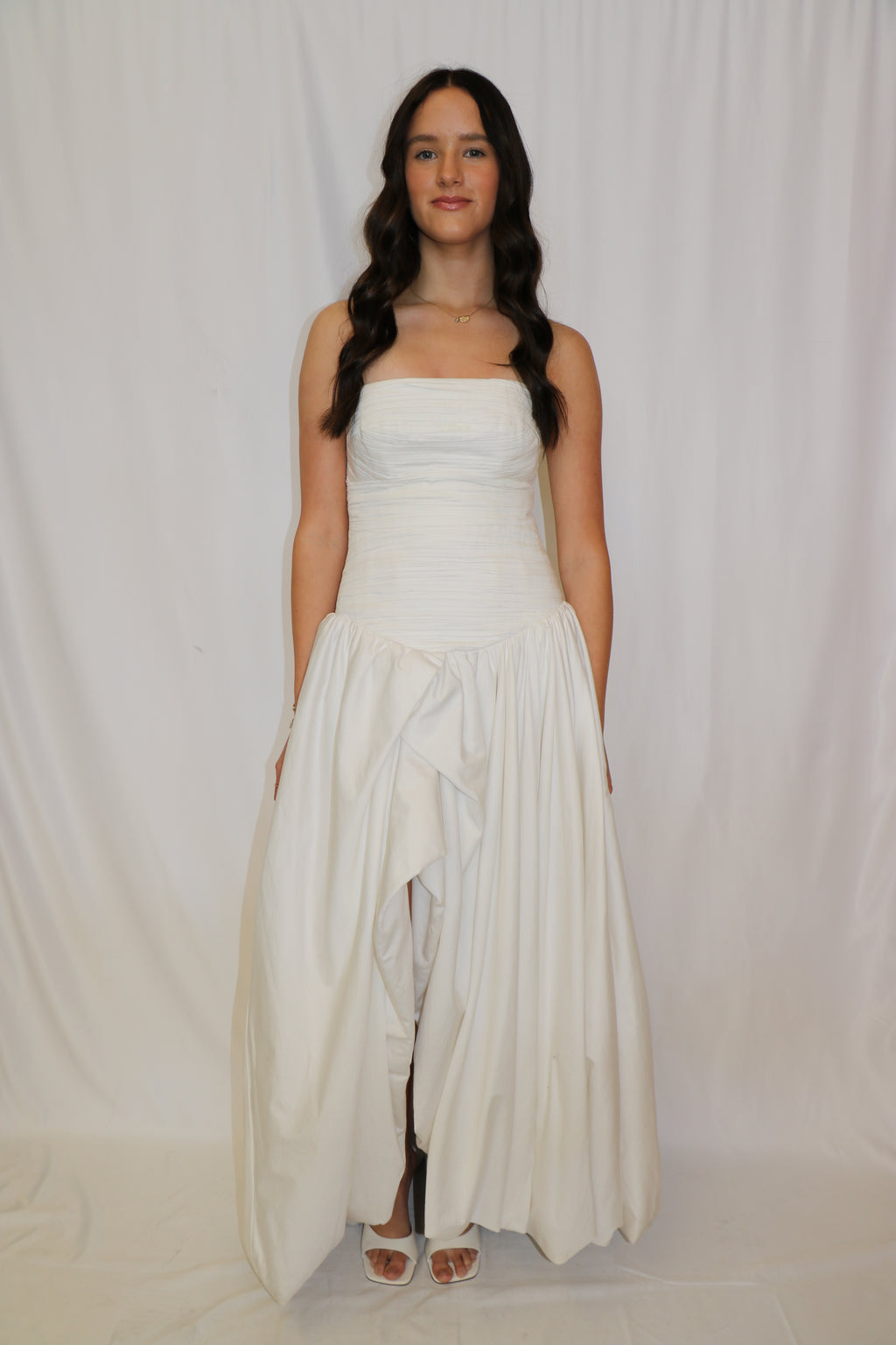 WHITE VIOLETTE BUBBLE HEM