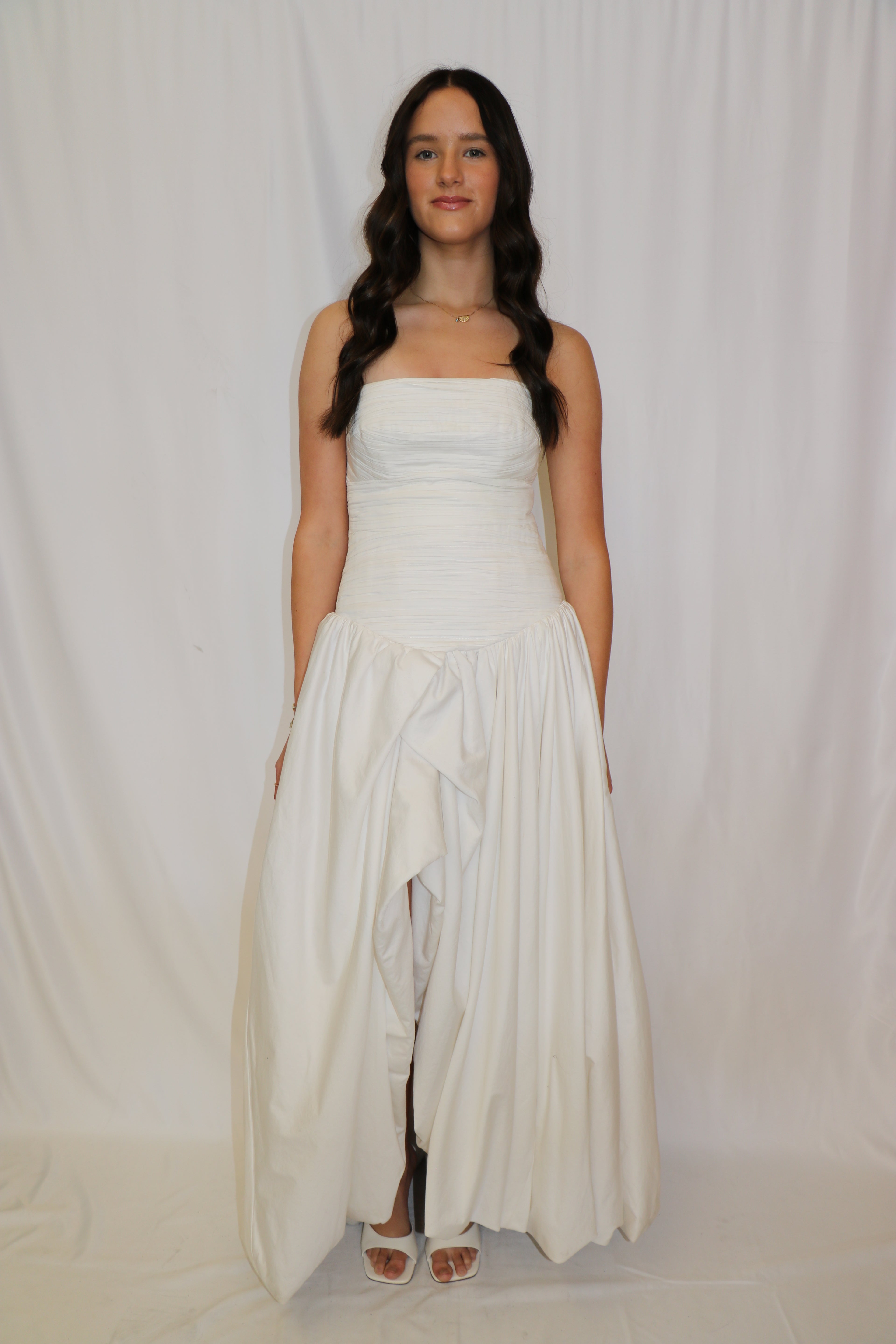 WHITE VIOLETTE BUBBLE HEM